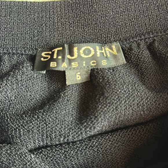 St. John Basics Black Knit Skirt Size 6 - Picture 2 of 4